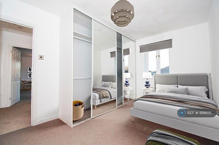 2 Bedroom Flat To Rent In Neptune Walk, Erith, DA8