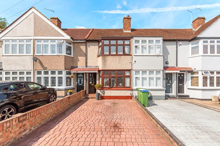 2 Bedroom Terraced House For Sale In Burns Avenue, Sidcup, DA15