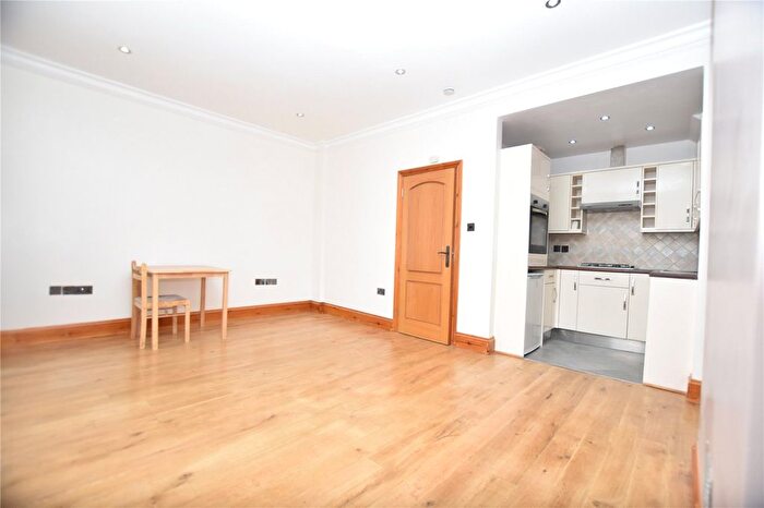 1 Bedroom Flat To Rent In Portland Road, London, SE25