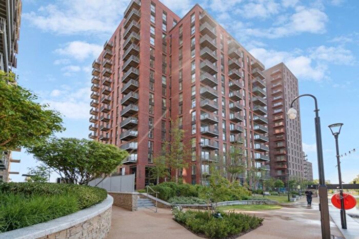 Apartment To Rent In Waterview House, Quay Walk, HA0