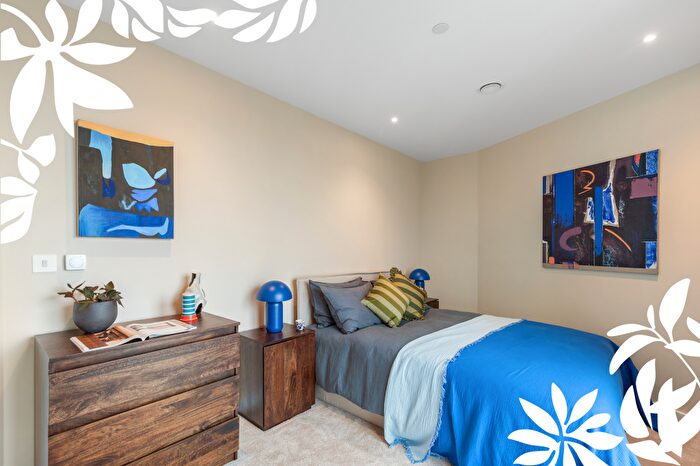 2 Bedroom Apartment To Rent In Riverstone Heights, Reed Avenue, London, E3