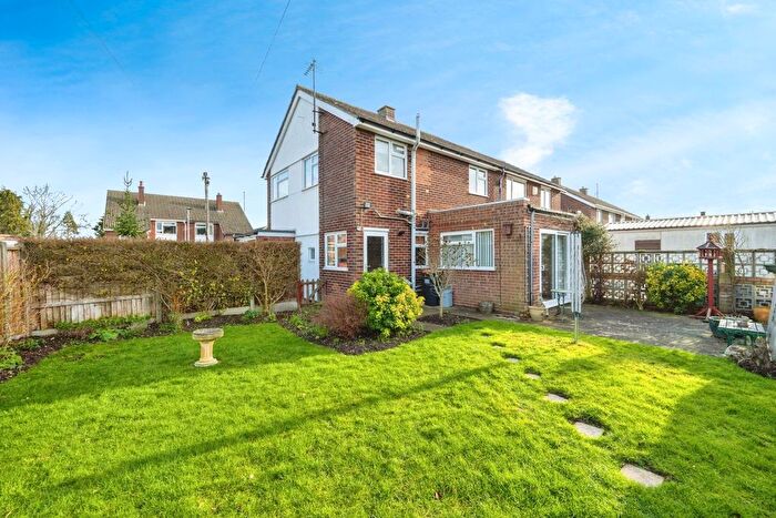 3 Bedroom Semi Detached House For Sale In Duke Drive, Clapham, Bedford, Bedfordshire, MK41