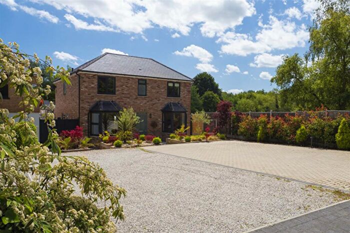 5 Bedroom Detached House For Sale In Homefield House, Canterbury Road, Chilham, CT4