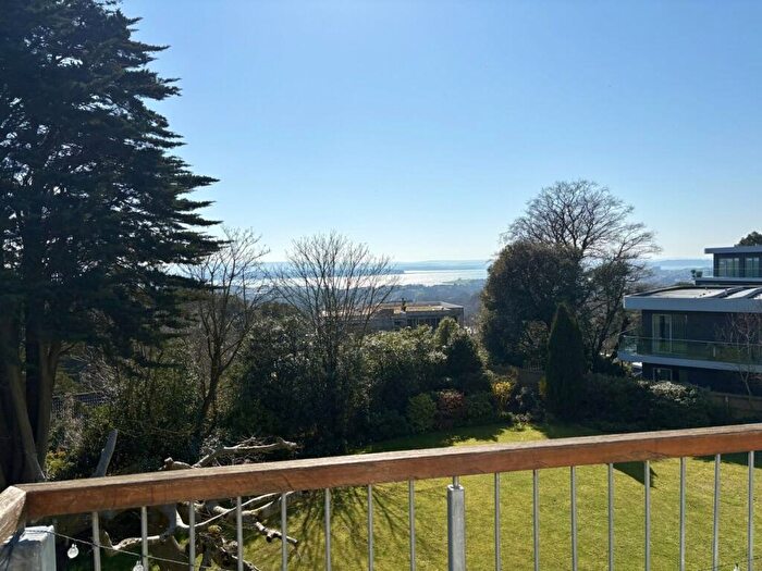 2 Bedroom Apartment For Sale In Mount Road, Poole, BH14