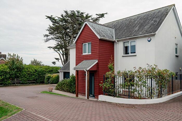 4 Bedroom Detached House For Sale In Pines Close, Westward Ho!, EX39
