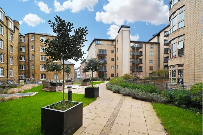 3 Bedroom Flat To Rent In Harrowby Street, London, W1H