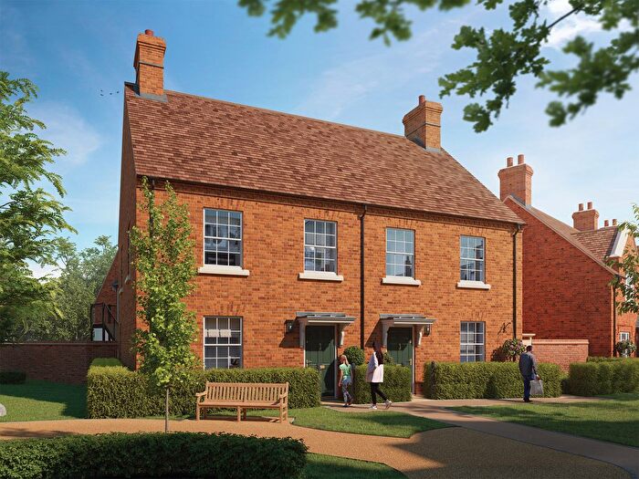 3 Bedroom Semi-detached House For Sale In Ascots Green, Welwyn Garden City, AL7