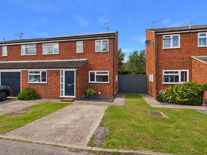 3 Bedroom Semi-Detached House For Sale In The Acre, Marlow, Buckinghamshire, SL7