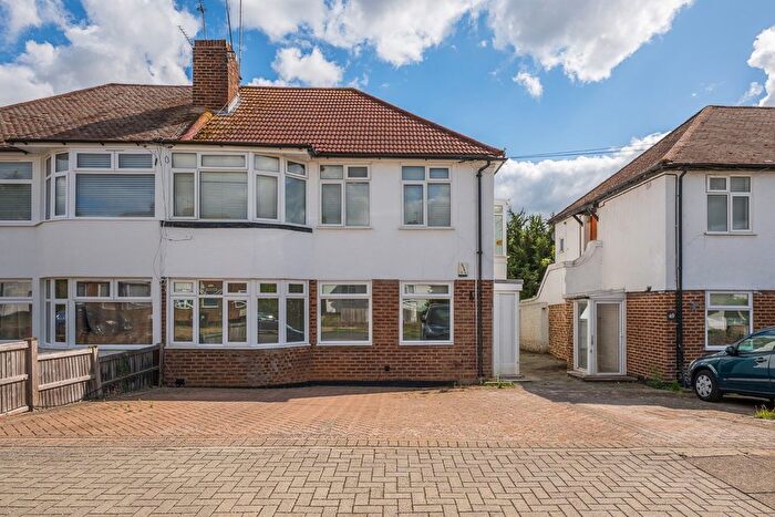 2 Bedroom Maisonette For Sale In Orpington, Kent, BR5