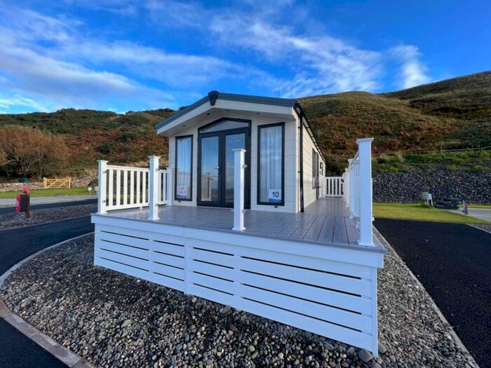 2 Bedroom Mobile/park Home For Sale In Lendalfoot, Girvan, KA26
