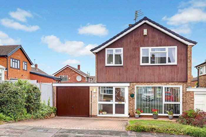 3 Bedroom Detached House For Sale In Appledore Avenue, Nottingham, NG8