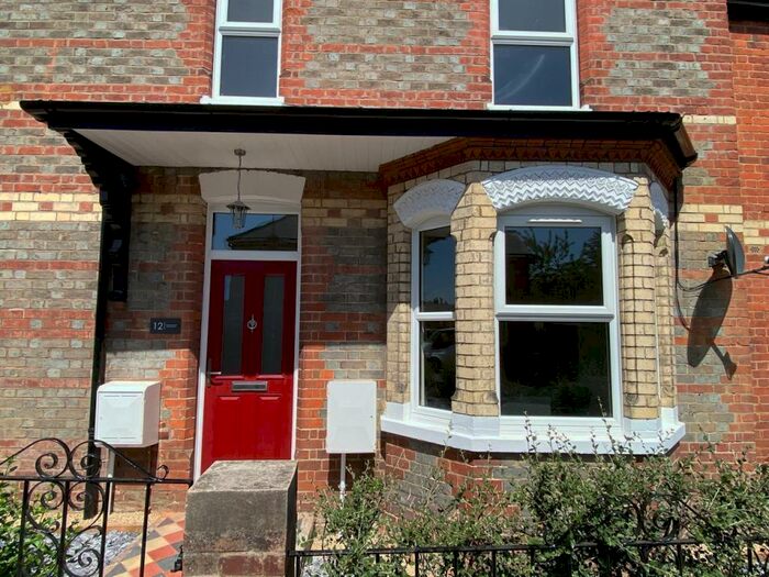 1 Bedroom Apartment To Rent In Beresford Road, Reading, RG30