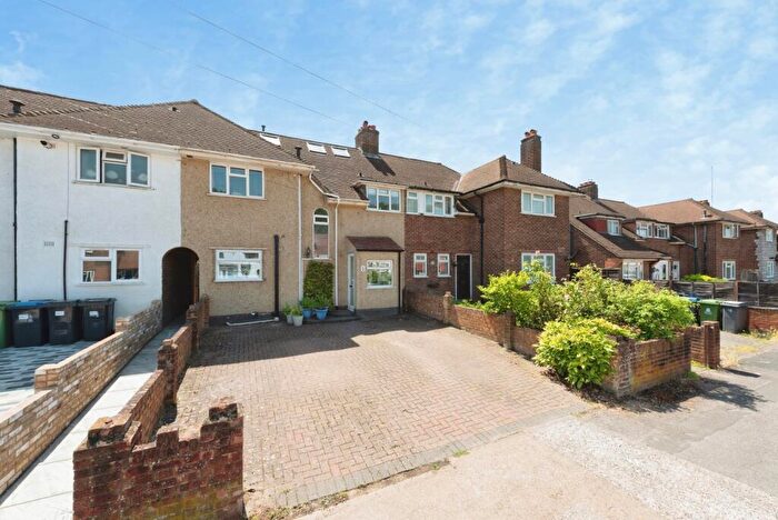 4 Bedroom Terraced House For Sale In Potters Grove, New Malden, KT3