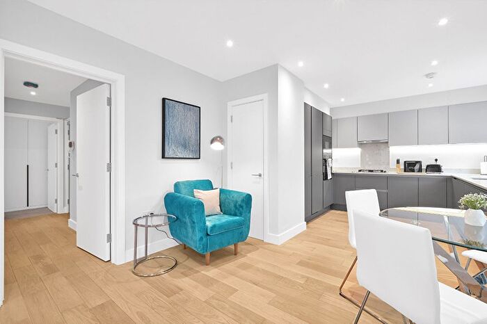 1 Bedroom Flat To Rent In Essoldo Close, Harrow, HA3