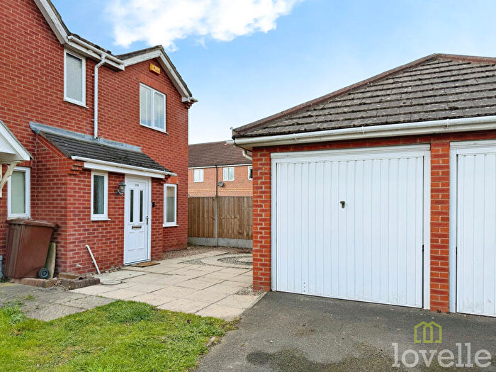 3 Bedroom Semi Detached House For Sale In Woodfield Avenue, Lincoln, LN6