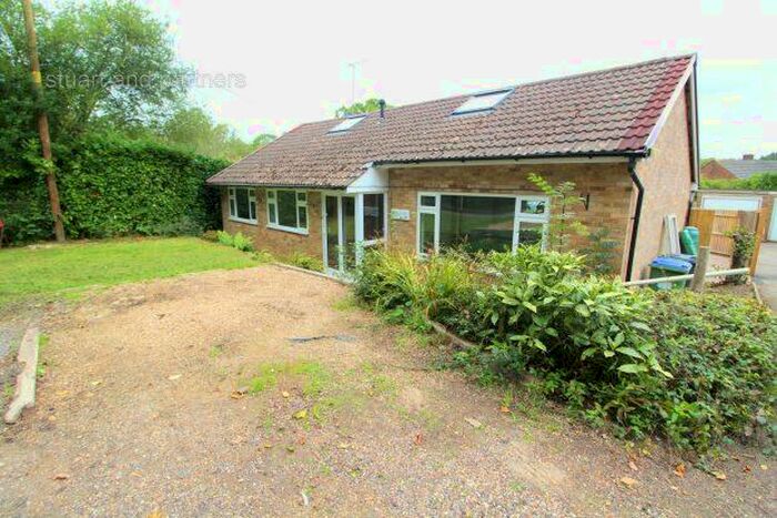 4 Bedroom Bungalow To Rent In Harmers Hill, Newick, BN8