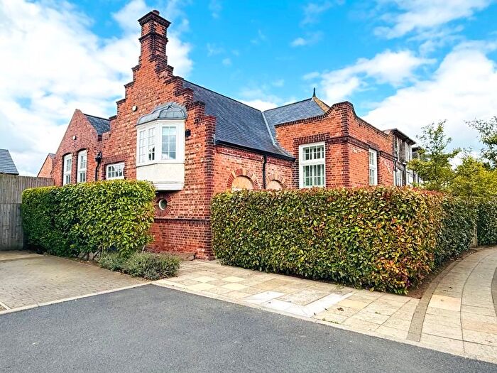1 Bedroom Terraced House For Sale In Bootham Green, Newborough Street, York, YO30