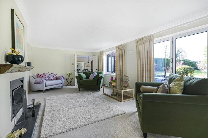 5 Bedroom Detached House For Sale In Oxfordshire, OX39