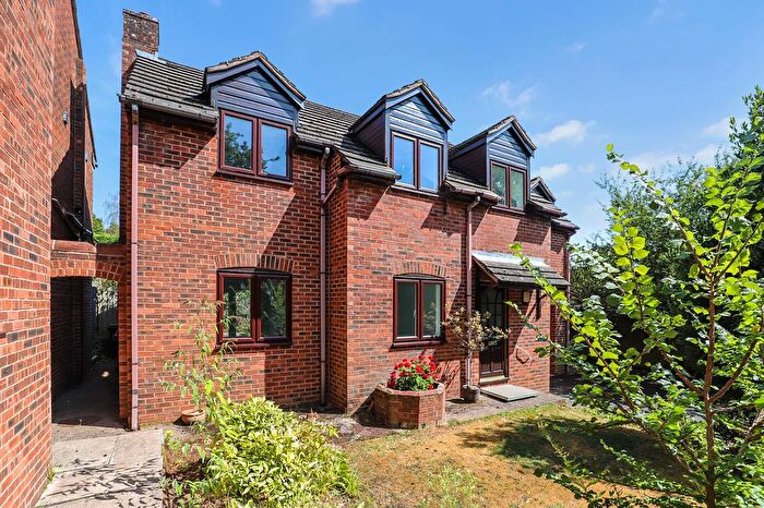 4 Bedroom Detached House For Sale In Sylvan Road, Exeter, EX4