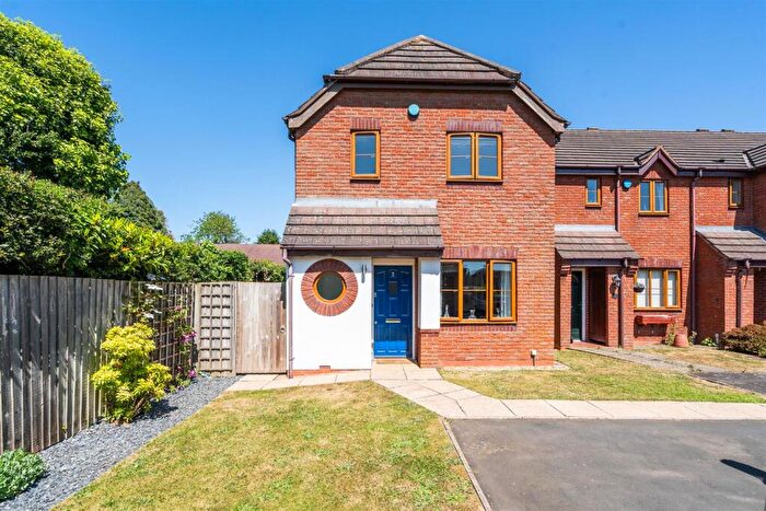 3 Bedroom Detached House For Sale In Enderby Close, Bentley Heath, Solihull, B93