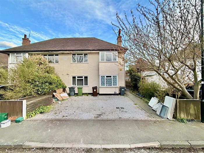 2 Bedroom Maisonette For Sale In Fredellen, Alfred Road, Feltham, TW13