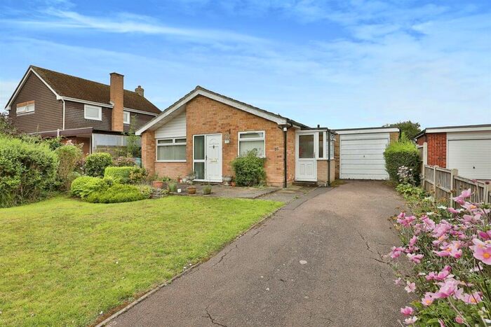 2 Bedroom Detached Bungalow For Sale In Knyvett Green, Ashwellthorpe, Norwich, NR16
