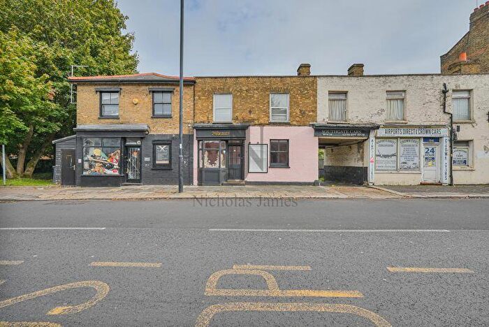 Property To Rent In High Street, Southgate, N14