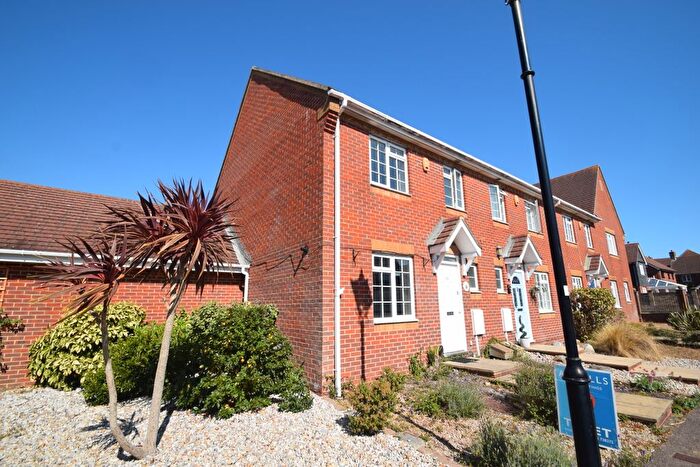 3 Bedroom End Of Terrace House For Sale In Phoenix Drive, Eastbourne, BN23