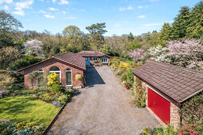 4 Bedroom Bungalow For Sale In Hill Brow, Liss, Hampshire, GU33