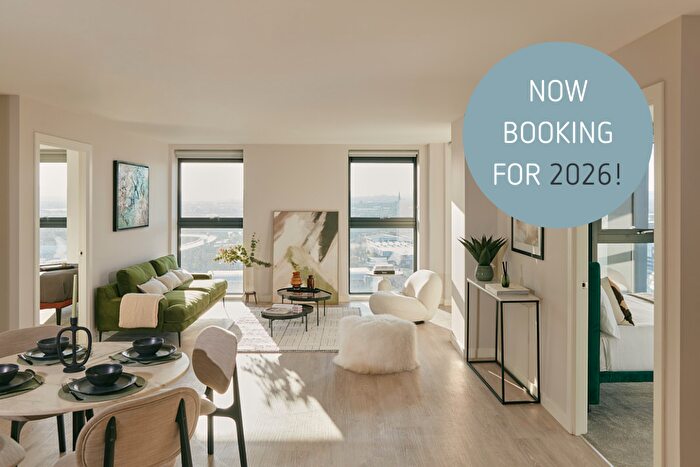 1 Bedroom Flat To Rent In Warroch Place, Glasgow, G3