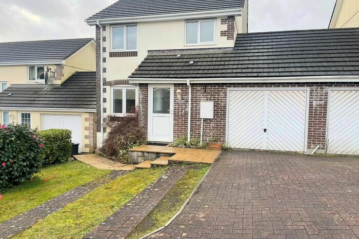 3 Bedroom Link Detached House To Rent In Mawes Court, St Anns Chapel, PL18