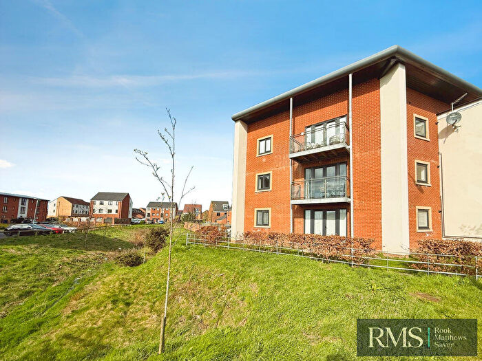 2 Bedroom Apartment For Sale In Willowbay Drive, Newcastle Upon Tyne, NE13