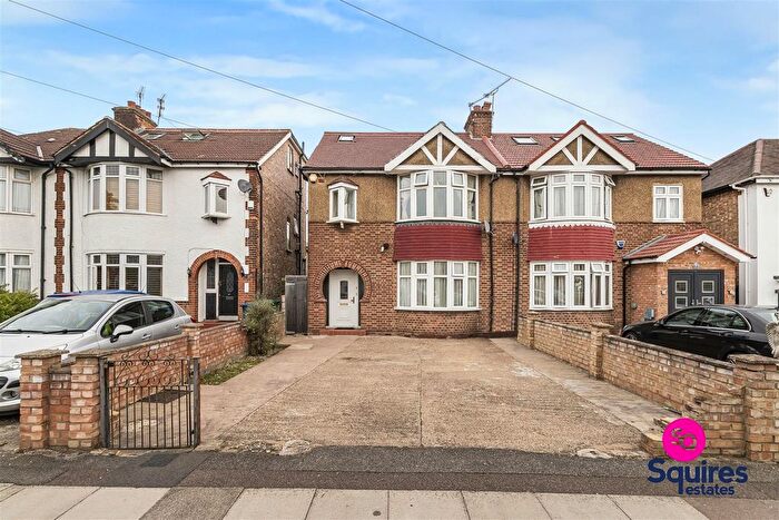 5 Bedroom Semi-Detached House For Sale In Devonshire Road, Mill Hill, NW7
