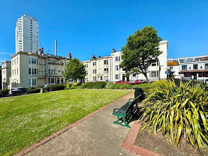 2 Bedroom Flat To Rent In Clarence Square, Brighton, BN1