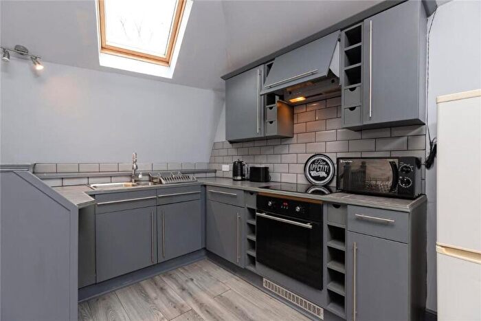 1 Bedroom Mews To Rent In Cornton Place, Crieff, Perthshire, PH7