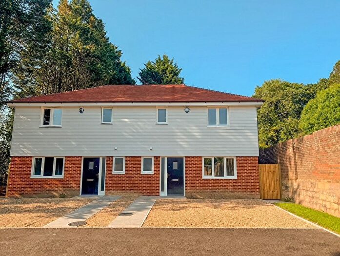 3 Bedroom Property To Rent In Haywards Heath, RH17