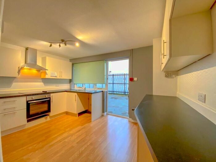 1 Bedroom Studio To Rent In Orchard Way, Croydon, CR0