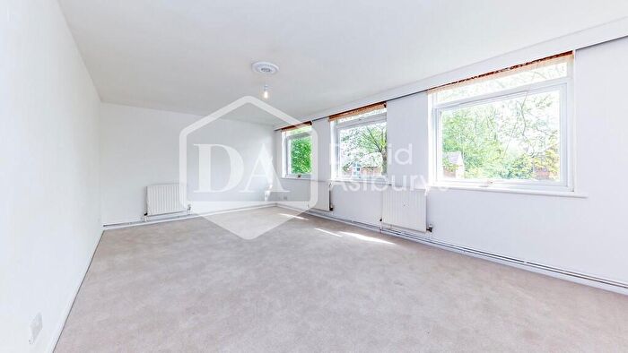 1 Bedroom Flat To Rent In Hornsey Lane, Highgate, London, N6