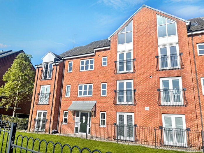 2 Bedroom Duplex For Sale In The Willows, Leam Lane Estate, Gateshead, Tyne And Wear, NE10