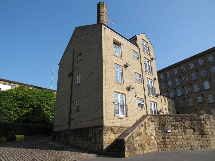 1 Bedroom Apartment To Rent In Wharf Street, Sowerby Bridge, HX6
