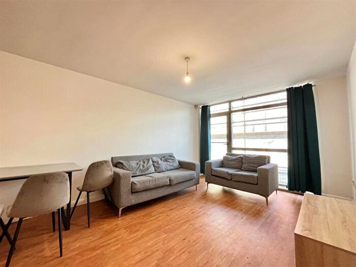 2 Bedroom Apartment To Rent In The Red Building, Ludgate Hill, Manchester, M4