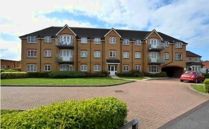 1 Bedroom Flat To Rent In St. Albans Road, Garston, Watford, WD25