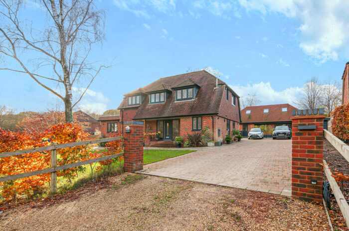 4 Bedroom Detached House To Rent In Danes Road, Awbridge, Romsey, Hampshire, SO51