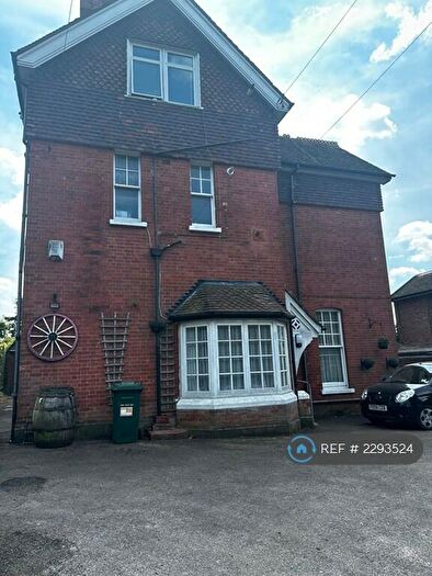 3 Bedroom Flat To Rent In St. Hildas Mount, London, NW7