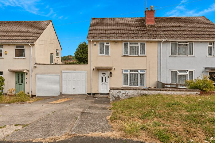 3 Bedroom Semi-Detached House For Sale In Kinsale Road, Bristol, BS14