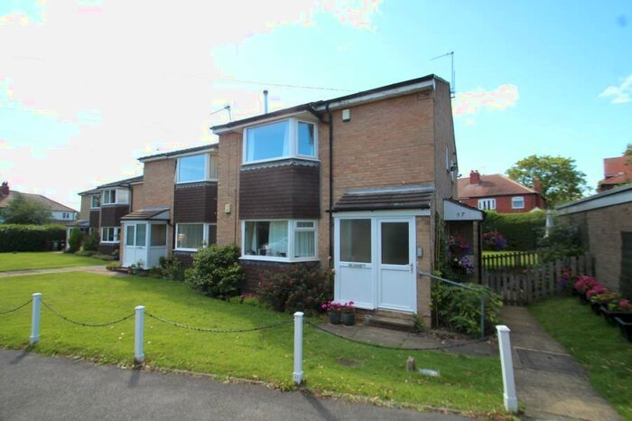 2 Bedroom Apartment To Rent In Moorland Drive, LS17