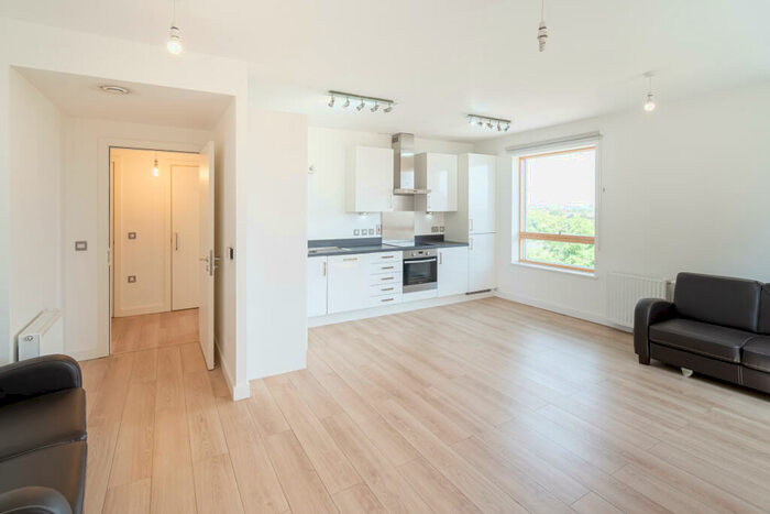 2 Bedroom Apartment To Rent In Rathbone Street, London, E16