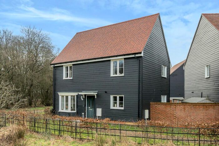 3 Bedroom Detached House For Sale In Swift Avenue, Finberry, Ashford, TN25