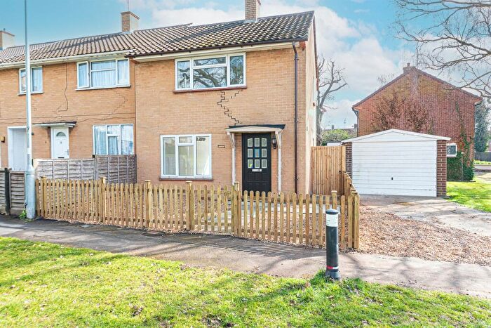 2 Bedroom End Of Terrace House To Rent In Priestwood Avenue, Bracknell, RG42