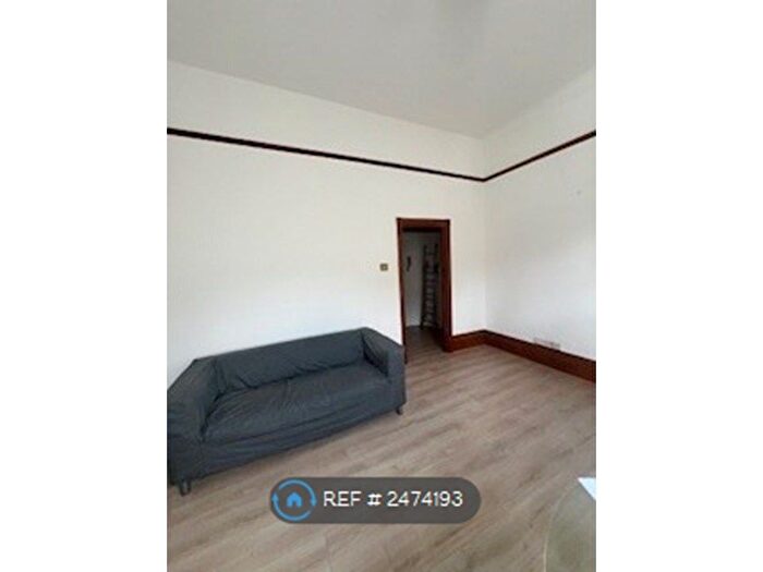 1 Bedroom Flat To Rent In Tierney Road, London, SW2